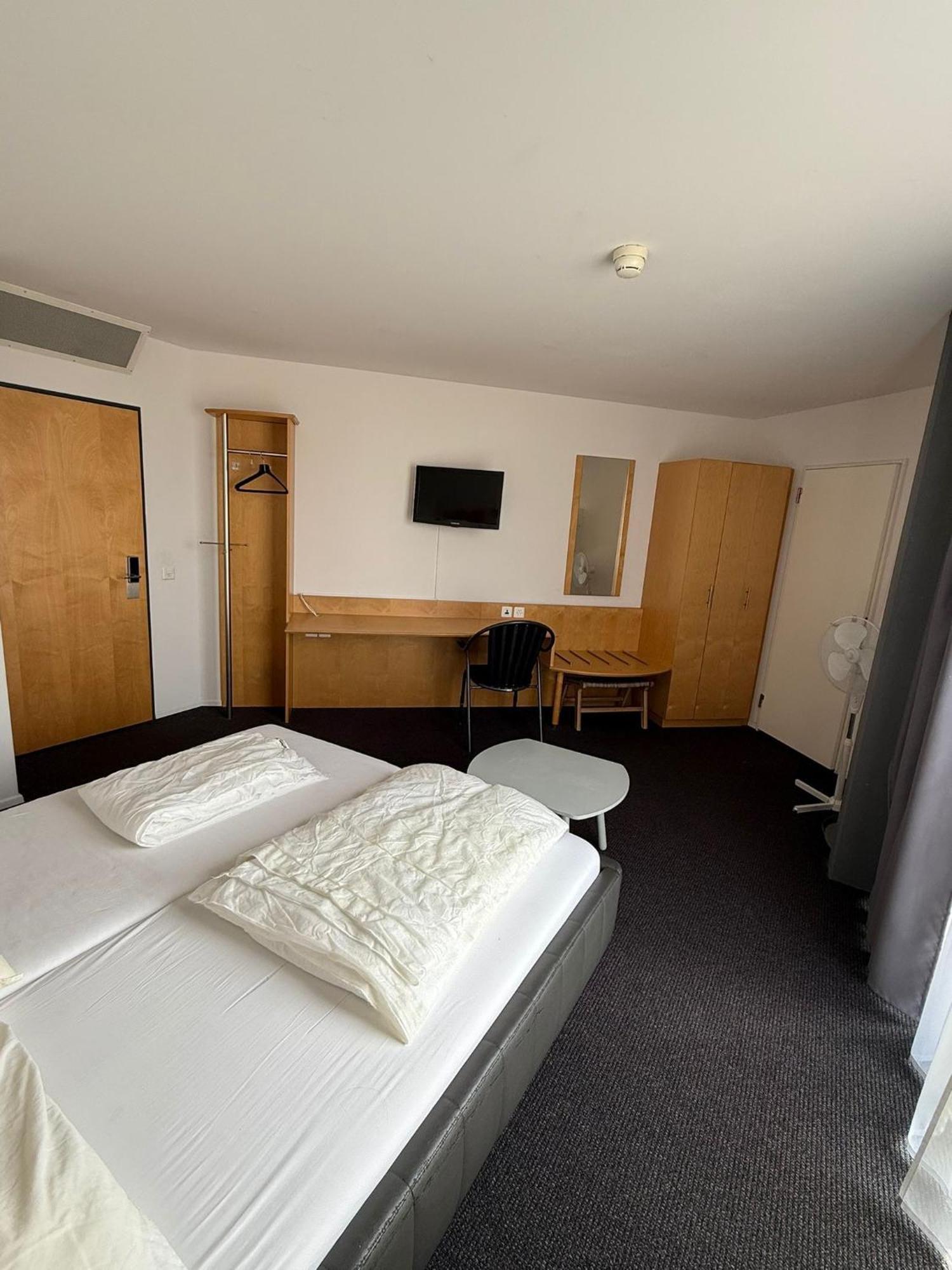Hotel East End Frauenfeld Bagian luar foto